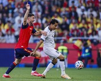 スペイン相手に衝撃のゴラッソ「すごいタイミングで足振ってる」。イラクの同点弾に称賛の声「これはうめぇ」「エグい」