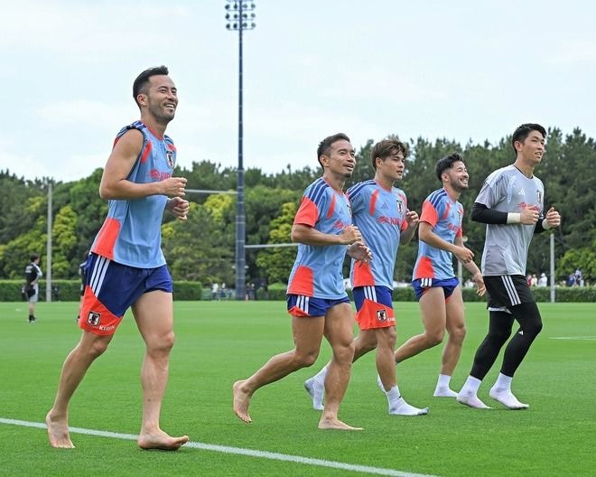 「これは心強い」「本当に来たか」Ｗ杯開幕７日前、森保ジャパン“電撃復帰”にファン声援「まじで熱すぎる！」「本番で絶対活きる」