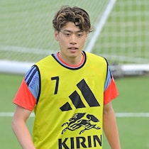 「フィジカル的には100％」右鎖骨骨折から復帰の鈴木唯人が力強く断言！オランダ戦への心構えについても”痺れるひと言”【日本代表】