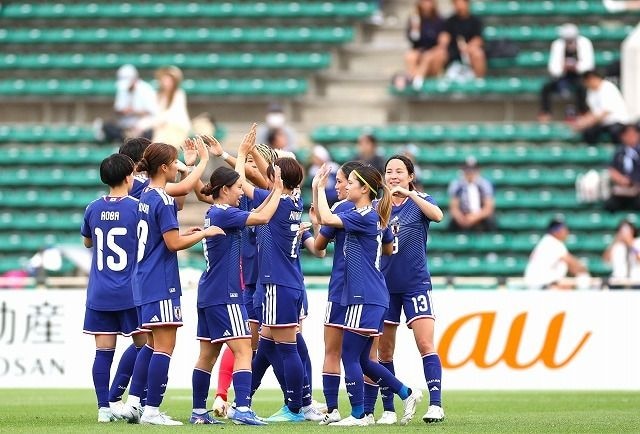 なでしこ新体制初陣は５－０大勝、会場沸くも観客は8755人止まり…同日にJプレーオフ開催。宮本会長が語った手応えと課題