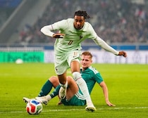 W杯前最後のテストマッチでハットトリック達成！ フランス代表の24歳レフティをデシャン監督が絶賛「バイエルンでの勢いを代表でも存分に発揮している」