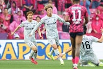 「ゴラッソすぎた」「記憶に残ってます」福岡24歳FWの衝撃弾が再脚光！ 月間ベストゴール受賞にファンも納得「度肝を抜くゴール」
