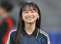 「２枚目何してんの!?」「なぜ笑」W杯アンバサダー影山優佳の超大胆ショットが大バズリ！二度見不可避、まさかの…