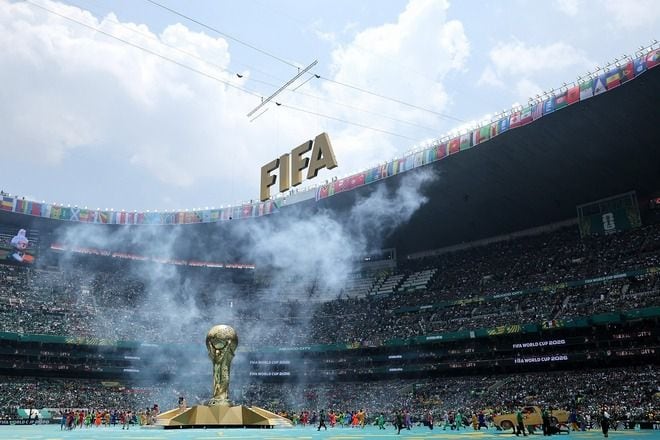 「まさかのラブブが出てきたw」「びっくり！」W杯開会式に人気キャラクター登場で驚きの声！「可愛すぎ」「動いて喋るんだな…」