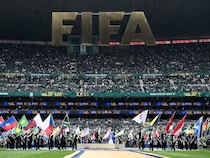 「揃い踏みはアツい」「胸熱」W杯開幕戦に豪華レジェンド集結でファン大興奮！「時代が蘇えってくる」「W杯の醍醐味」