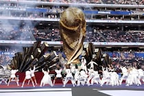 「まじかよ」「衝撃的な光景だ」世界的スター集結も…W杯開会式で“まさかの空席だらけ”にSNS騒然「ロサンゼルスなのに」「盛り上がりは皆無」