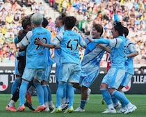 J２・J３EAST-AがJ１EASTにPK戦勝ち！ 36歳守護神が活躍「最後も思い切り、楽しんで勝ち切りたい」