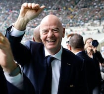 「64チーム制ならイタリアも予選突破できるかも。出場を確実にするために208チームまで増やすことだってできる」FIFA会長のジョークに伊議員が激怒【W杯】