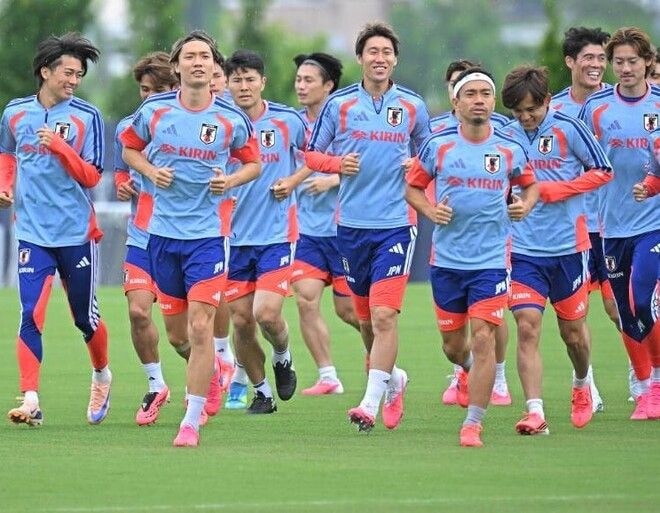 強豪オランダとの大一番へ！日本代表が前日練習を実施。離脱した遠藤航に代わり、町野修斗が合流【W杯】