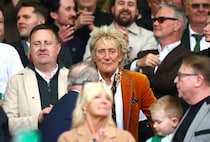 「81歳ってウソでしょ！」Ｗ杯スコットランド戦の中継に映り込んだ“世界的大物”にネット熱狂 「やっぱり来てたか」「かっけーな、おい」