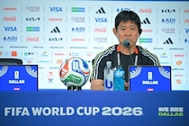 「告げずにチームを離れたい」森保監督が“遠藤離脱”を代表戦士たちに明かした“ミーティング映像”が公開…新キャプテン板倉は涙をこらえて決意表明【日本代表】