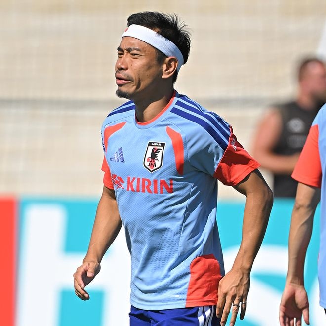 「もう1回選手ミーティングをしたほうがいい」オランダ戦後、長友が板倉に進言した理由「シチュエーションが似ているんですよね…」【W杯】