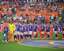 「Ｗ杯で再会するの熱い」日本代表FWとオランダ代表GKの“交流”に反響「同じチームだったんだ！」「心打たれた」