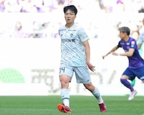 レンタル→完全移籍！ 福岡が名古屋MF椎橋慧也の獲得を発表。百年構想リーグ途中から期限付きで加入「博多の漢になれるように精一杯頑張ります」