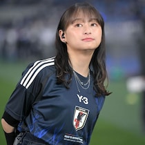 「美人３姉妹やないかい！」サッカー通女優が公開した“豪華なでしこコンビ”とのオフショットが話題沸騰 「これはズルすぎる」「代表黒ウェアかわいい」【W杯】