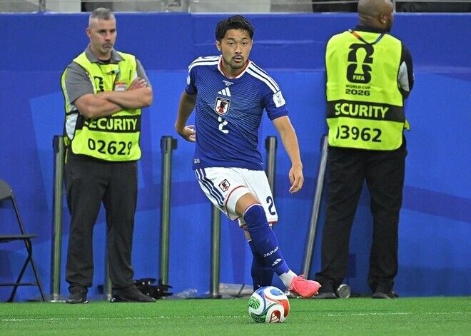 「彼の存在感を言葉で表現するのは難しい」流れを変えた日本代表DFが称賛した“途中出場”の選手は？ 伊東純也でも小川航基でもなく…【Ｗ杯】
