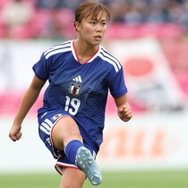 「やばすぎでしょ！！」なでしこ21歳が公開した“いかつすぎる高級車”が話題「やはりドイツ車なんですね」「最近セレブ感が増しています」