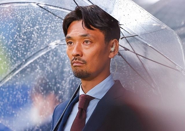 “謎の7文字”がSNS席巻。発信源は日本代表レジェンド…しかし中継内では不発→異例の釈明「悲劇的な展開となりました」【W杯】