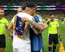 「イケメンすぎるってマジで」34歳の10番「全然老けない」。３度目のＷ杯で初戦先発「久々に見たなあ」の声【Ｗ杯】