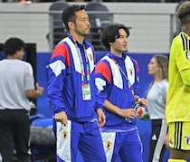 「本来であればありえない」吉田麻也と南野拓実がオランダ戦出場選手のスパイクを磨き…重鎮の“献身”を主将が明かす【日本代表の舞台裏】