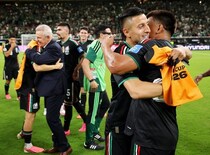 「一つのミスが勝敗の天秤を傾けた」メキシコが韓国を下し首位通過！ 指揮官がタフな一戦を振り返る「激しくプレッシャーをかけ、よく走り、スペースを与えなかった」【Ｗ杯】