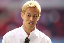 「ここには左利きを置きたい」本田圭佑がチュニジア戦に向けた“推奨スタメン”を公開！期待するジョーカーや“一番うざい敵キーマン”の名も【日本代表】