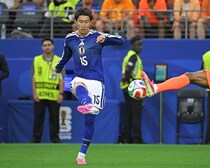 「シャドー!?」「奇策すぎやしないか？」日本代表のチュニジア戦、２列目の人選にファン関心！「点取りに来たね」「楽しみ」【Ｗ杯】