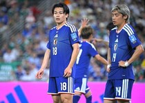 「今日は上田さん絶対点取る」本田圭佑の予言的中！エースが鮮烈ミドルでW杯初ゴール「神シュート」「股、サイドネットは神」