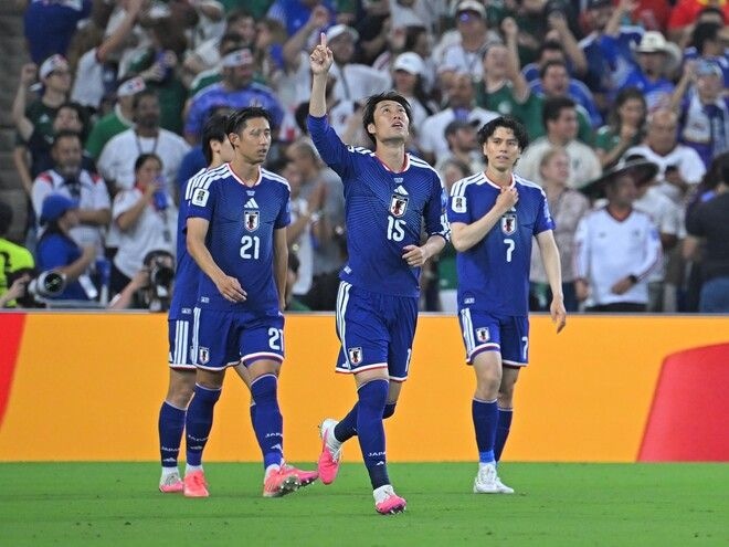 「彼らは完全に試合を支配している」前半で２点リードの森保ジャパンを英BBCが絶賛！ 一方、チュニジアには「ルナール監督は苛立ちを隠せない」「計画が水の泡」【W杯】