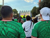 アミーゴ、まあ座れよ――メキシコに来て、改めて実感。本来ワールドカップはこういう国でやるほうが、楽しいし、盛り上がる【Ｗ杯戦記】