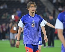 ４発快勝のチュニジア戦で出番なし。小川航基が綴った決意の“７文字”。次節はスウェーデンと激突【Ｗ杯】