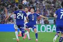 「今大会最高のパスだ」「実に美しい」日本代表FWが魅せた“超絶アシスト”に海外ファン注目！「なんて素晴らしいフリックなんだ」【W杯】