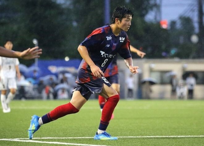 父は元FC東京の10番。プレミアEAST9戦7発と覚醒中、“点が取れる”セントラルMF梶山蓮翔を突き動かすライバルの存在