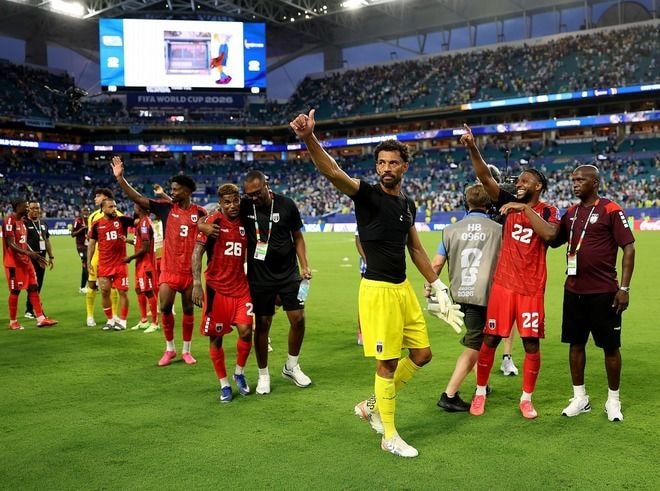 「やばい！」Ｗ杯初出場国の躍進に本田圭佑も驚き。優勝経験国を相手に連続ドロー。決勝Ｔ進出の可能性も！