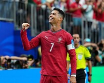 「サッカー界で彼ほど批判を黙らせてきた選手はいない」初戦沈黙もウズベク戦で大記録を樹立したＣ・ロナウド。圧巻２発にスペイン紙も驚嘆「とんでもないことだ」【Ｗ杯】