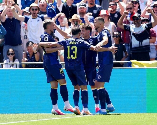 アライベコビッチの強烈ミドル&マフミッチ弾などでボスニア・ヘルツェゴビナが3-1で勝利! カタールはGS敗退が決定【W杯】