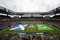 「えぐいｗ」「いちいち豪華すぎ」ブラジル対スコットランドの客席で映った“超大物軍団”にファン興奮！「選手は緊張しそう」【W杯】