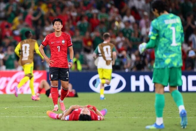 「正直、日本が羨ましい。嫉妬もある」韓国レジェンドが母国サッカーの危機的状況に辛辣批評！「戦術？ まるでない」「すべてを綺麗に掃除すべきだ」【W杯】