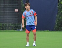 日本代表に痛手…久保建英は別メニュー続く。３日後のブラジル戦は欠場濃厚に【W杯】