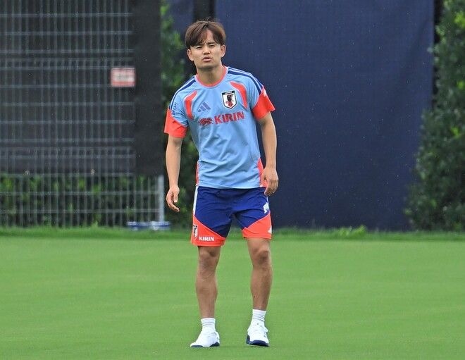 日本代表に痛手…久保建英は別メニュー続く。３日後のブラジル戦は欠場濃厚に【W杯】