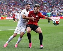 エジプトは１－１ドローで首位陥落も、２位で決勝Ｔ進出！ イランは３位転落でGS自力突破を逃す【Ｗ杯】