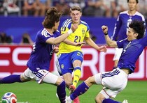 「日本は素晴らしい選手ばかりだった」スウェーデン代表FWが日本代表に脱帽！ベストプレーヤーに挙げた“意外な人物”は？「彼が大好きなんだ」【W杯】