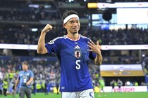 話題の“一言”はどう生まれた？ 長友佑都が舞台裏を明かす「律とか滉とかも案を出してくれて…」【W杯】
