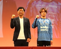 「堅守と言われるのは好きじゃない」ファジ指揮官が掲げる26-27シーズンの目標。もっとゴールを奪う「上に行くことは十分に可能」