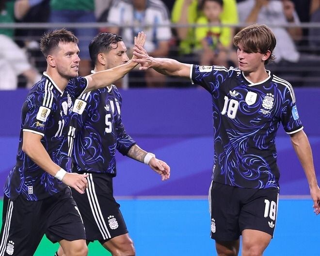 先発９人入れ替えのアルゼンチンが手にした３勝目。スカローニ監督が最も強調したのは、結果ではなく“全員を起用できた価値”だった【Ｗ杯】