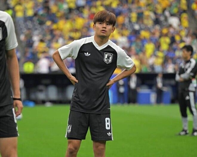 「W杯の神様はなぜ彼にこんな試練を与えるのか」ブラジル戦も欠場の久保建英、４年前の90分より少ない75分で終戦…主役になるはずだったMFを襲った“悲劇”