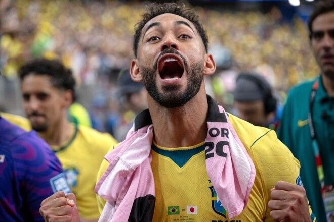 「いや、彼を挑発したかったんだ」ブラジル代表のクーニャが日本に向けた“５回優勝ジェスチャー”の真意を激白！「胸に刺さったんだ」「わきまえさせる必要があった」【W杯】