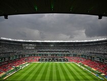 開催国メキシコ対エクアドルの一戦が悪天候により遅延。FIFAは「当初より１時間遅れのキックオフを予定」と発表【W杯】