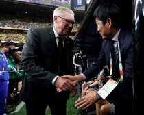 日本戦で見せた采配の真価。ブラジルの指揮官アンチェロッティ。その笑顔の奥には、恐ろしく老練な勝負師がいる【Ｗ杯】