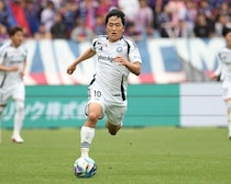 「こんな補強出来るのかよまじか…！」カタールＷ杯にも出場の韓国人MFがJ１クラブに完全移籍！「夢がある」「鳥肌が立つレベル」などファン興奮